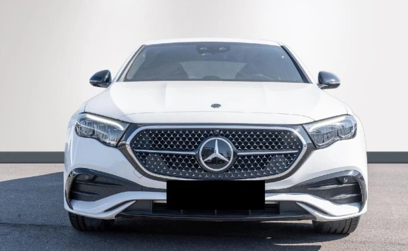 Mercedes-Benz E 300 de AMG PLUG-IN HYBRID NIGHT LED SUPERSCREEN, снимка 2 - Автомобили и джипове - 51950927