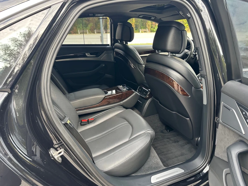 Audi A8 3.0TDI* Quattro* Matrix* Full, снимка 13 - Автомобили и джипове - 52049805