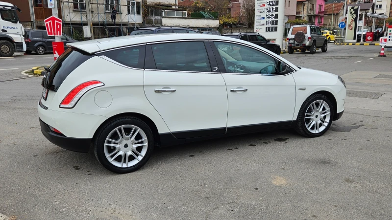 Lancia Delta 1.4 T-jet GAZ/KLIMA/KOJA, снимка 6 - Автомобили и джипове - 52470160