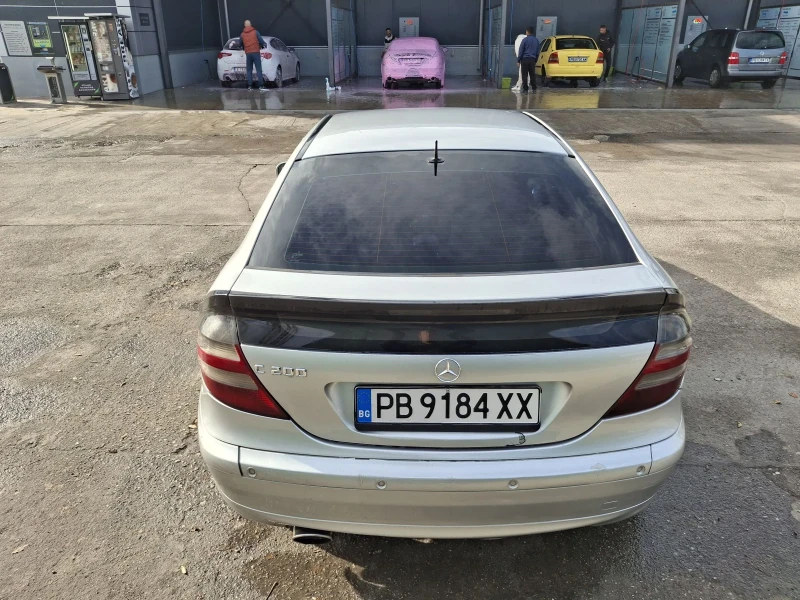 Mercedes-Benz C 200, снимка 4 - Автомобили и джипове - 52500886