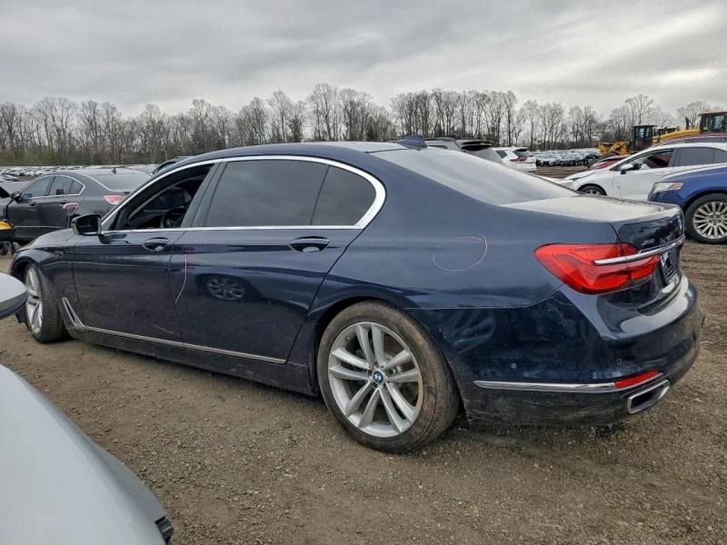 BMW 750 4.4l xDrive AWD, снимка 2 - Автомобили и джипове - 53375896