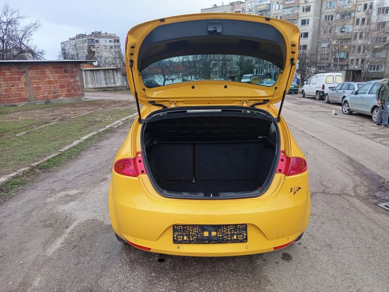 Seat Leon 1.6i, снимка 14 - Автомобили и джипове - 53598242