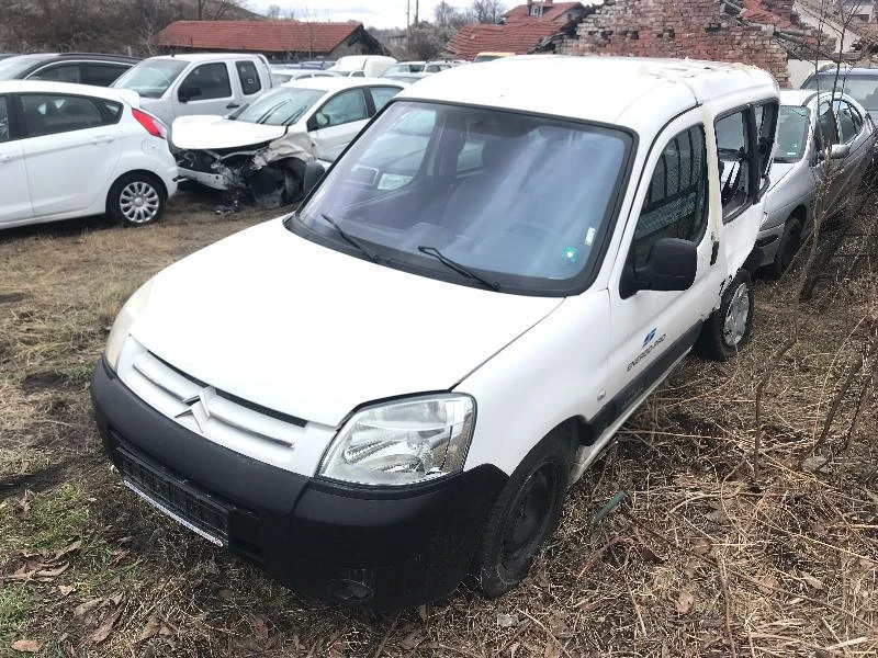 Citroen Berlingo 1.9D, 70 кс, Климатик, снимка 2 - Автомобили и джипове - 24368836