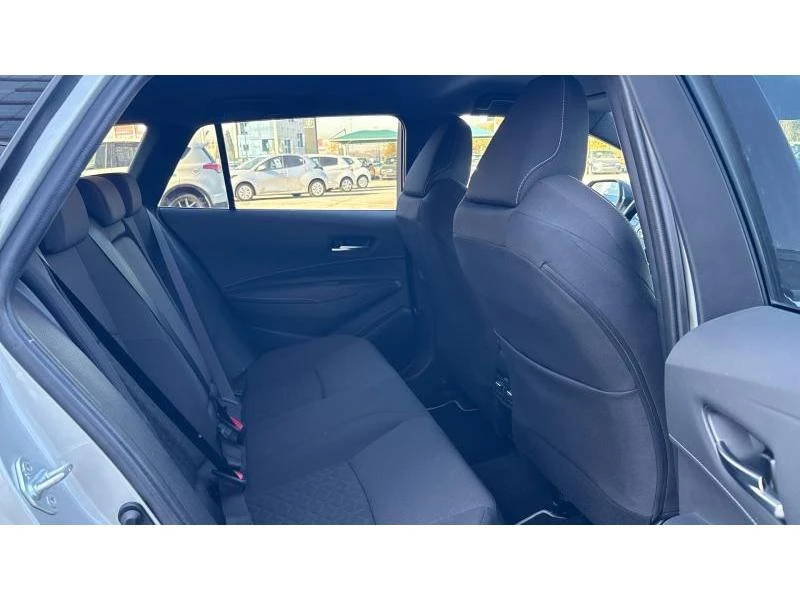 Toyota Corolla 1.8 HSD EXECUTIVE PLUS, снимка 7 - Автомобили и джипове - 52950151