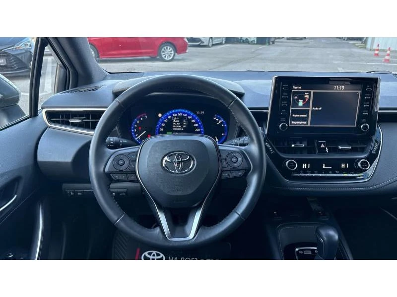 Toyota Corolla 1.8 HSD EXECUTIVE PLUS, снимка 9 - Автомобили и джипове - 52950151