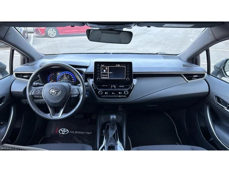 Toyota Corolla 1.8 HSD EXECUTIVE PLUS, снимка 8 - Автомобили и джипове - 52950151