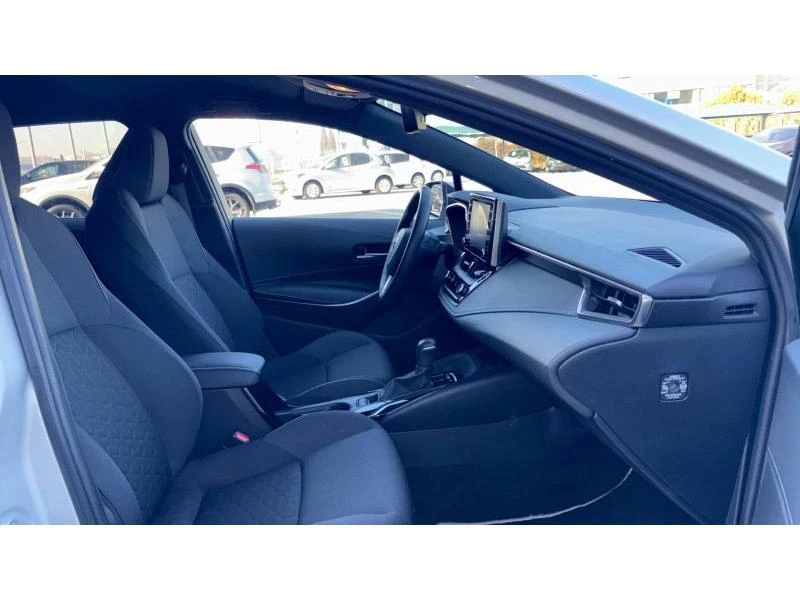 Toyota Corolla 1.8 HSD EXECUTIVE PLUS, снимка 6 - Автомобили и джипове - 52950151