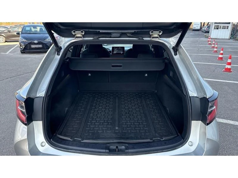 Toyota Corolla 1.8 HSD EXECUTIVE PLUS, снимка 10 - Автомобили и джипове - 52950151