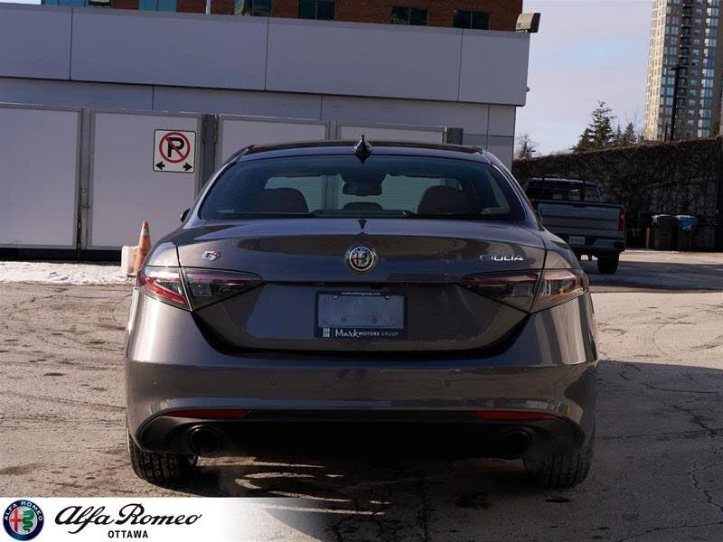 Alfa Romeo Giulia ����������* (���� �� ��) | Mobile.bg � ����������� 9