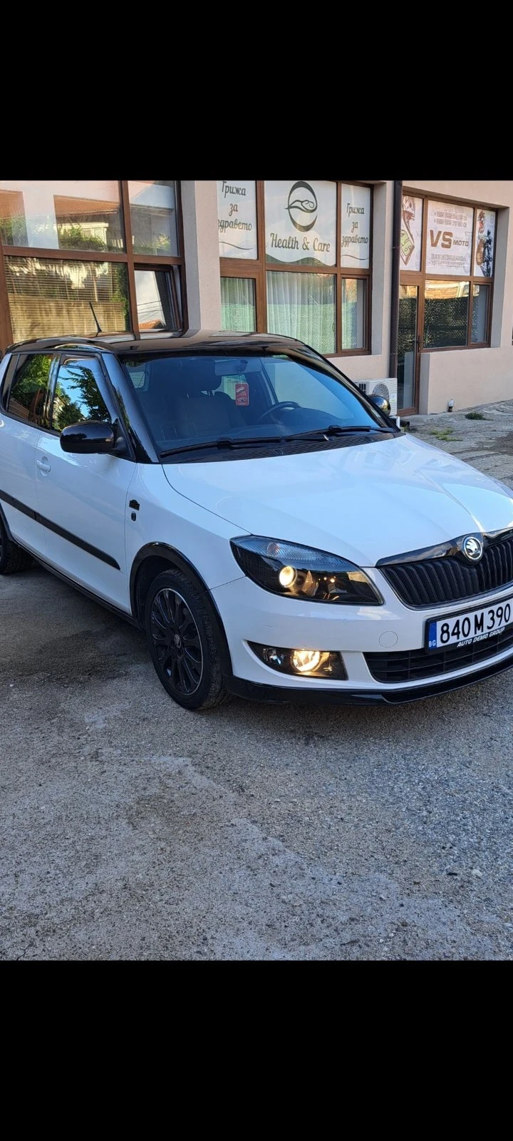 Skoda Fabia 1.2 Monte Karlo Sportlain, снимка 2 - Автомобили и джипове - 54753205