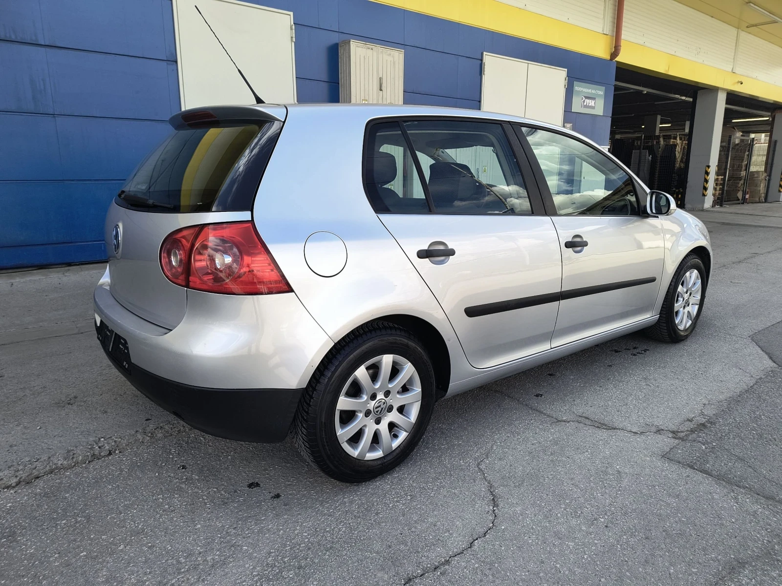 VW Golf 1, 6 i 102 kc газ  - изображение 3