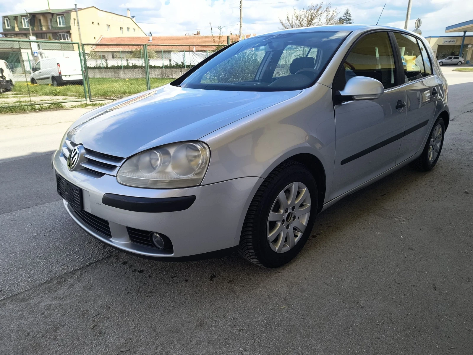 VW Golf 1, 6 i 102 kc газ  - изображение 2