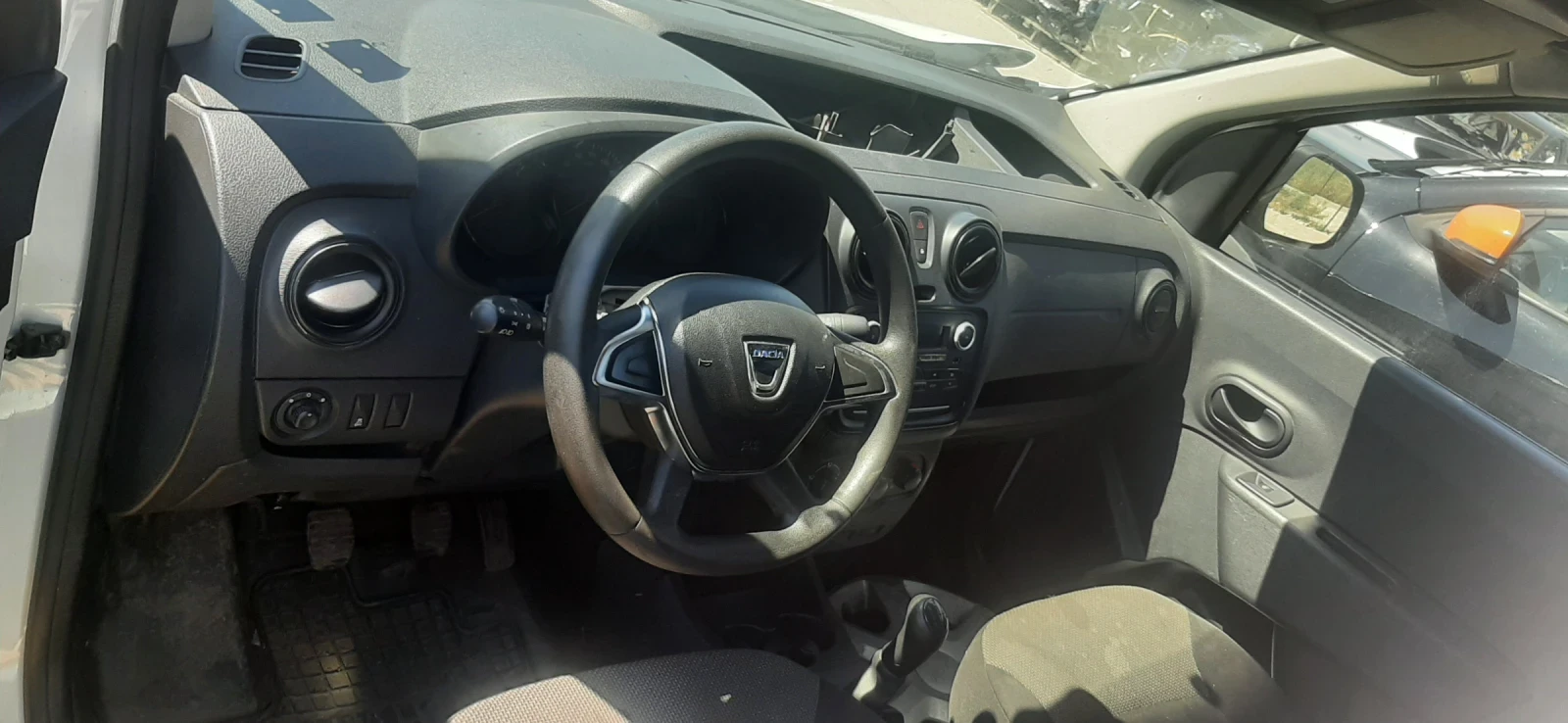 Dacia Dokker 1.6i - изображение 5