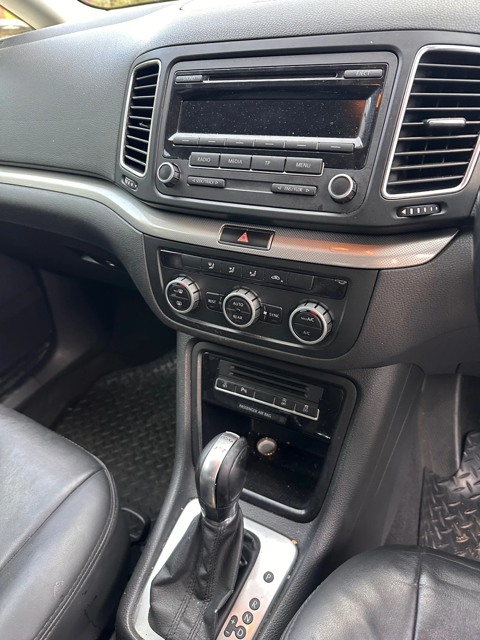 VW Sharan 2.0tdi dsg - изображение 8