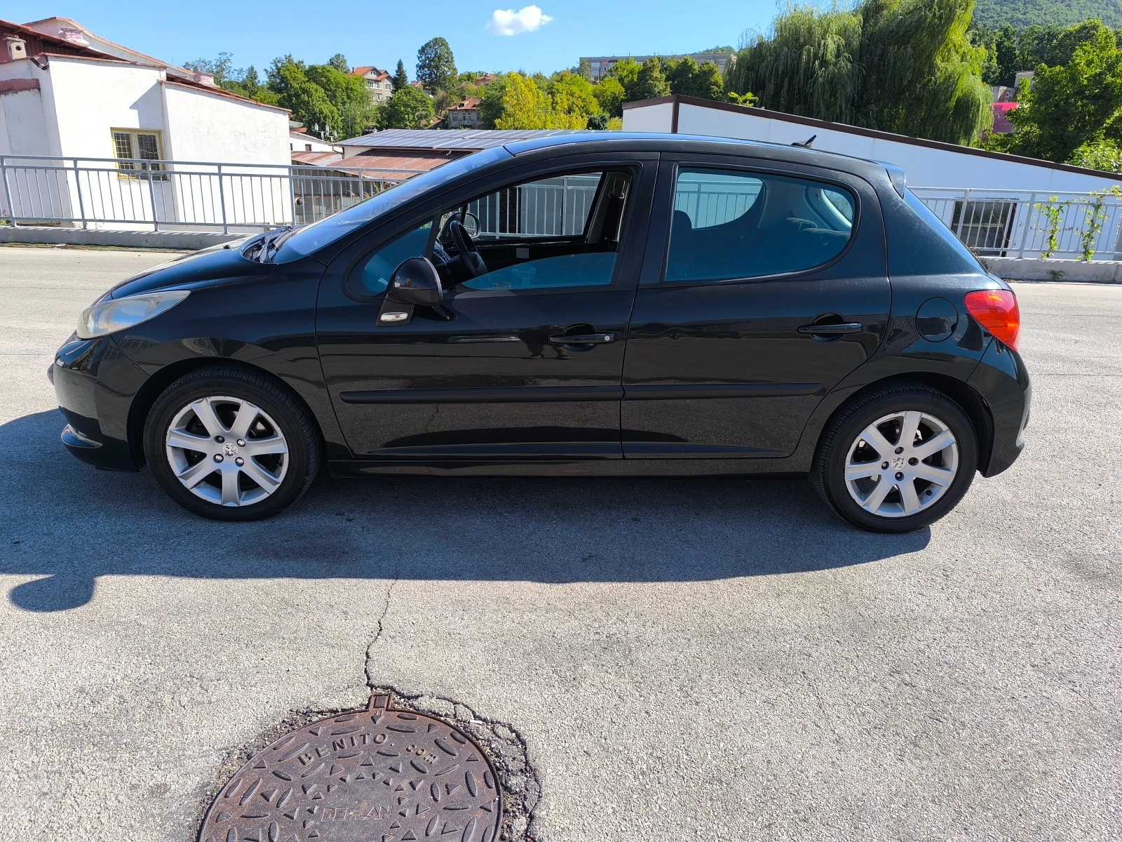 Peugeot 207 1.6 hdi 90 - изображение 9