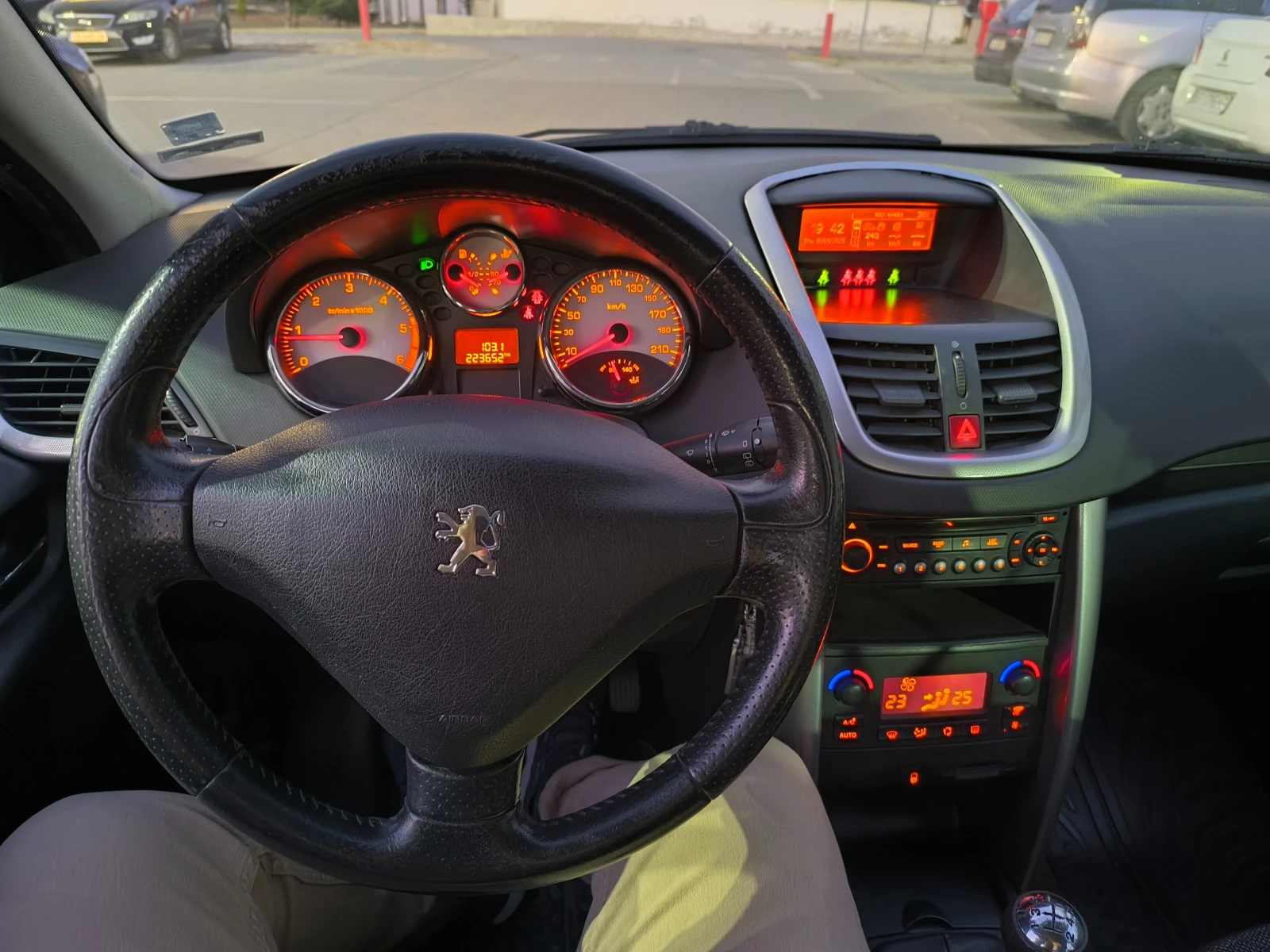 Peugeot 207 1.6 hdi 90 | Mobile.bg   13