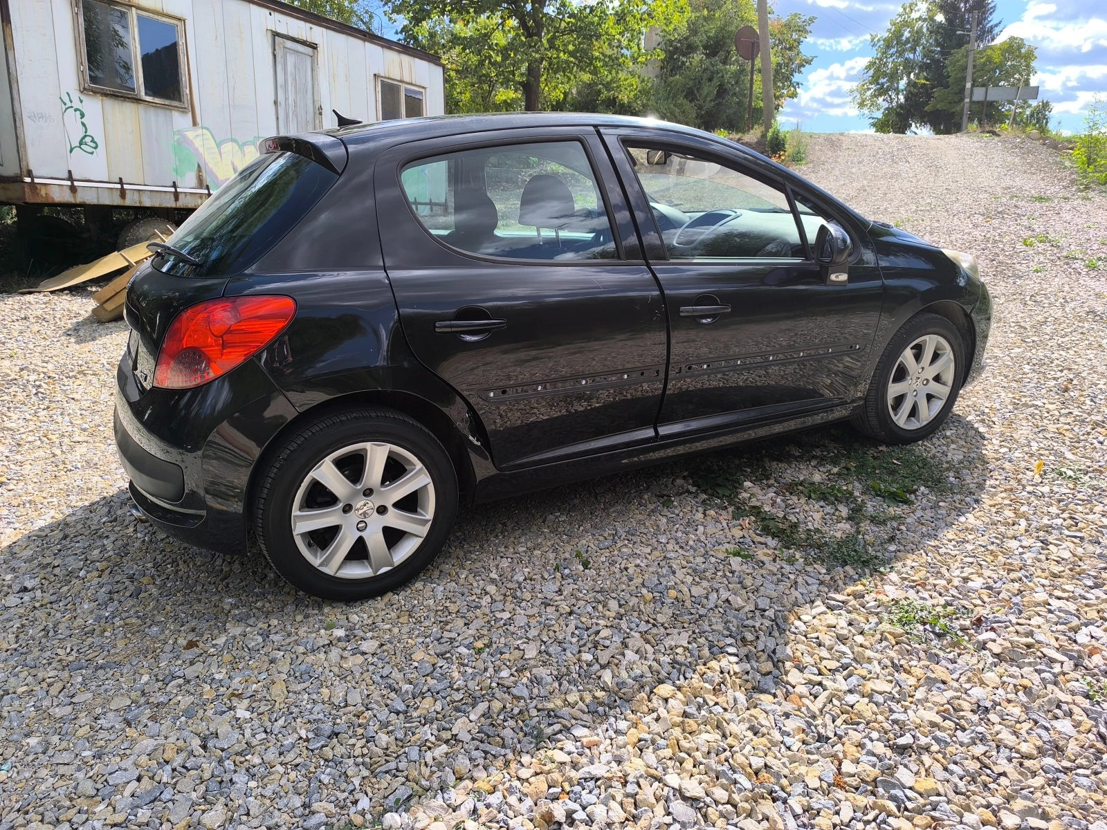 Peugeot 207 1.6 hdi 90 - изображение 3