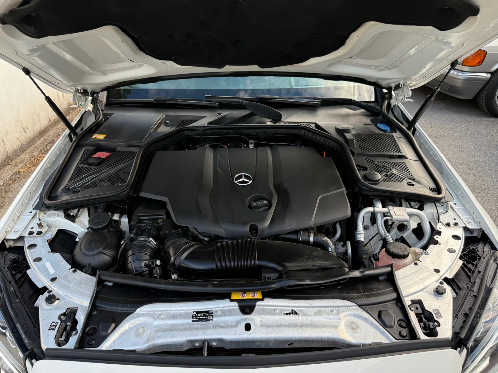 Mercedes-Benz C 220 CDI AMG-LINE PANORAMA MULTI BEAM HUD DISTRONIC | Mobile.bg — изображение 17