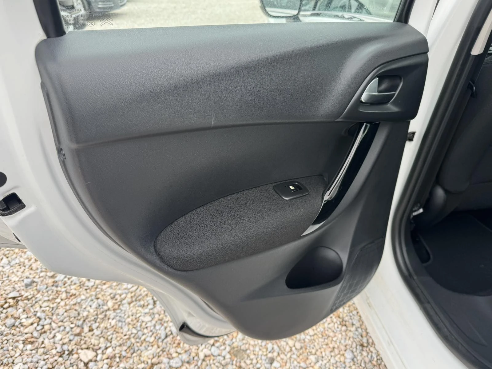 Citroen C3 1.2I AUTOMAT - изображение 9