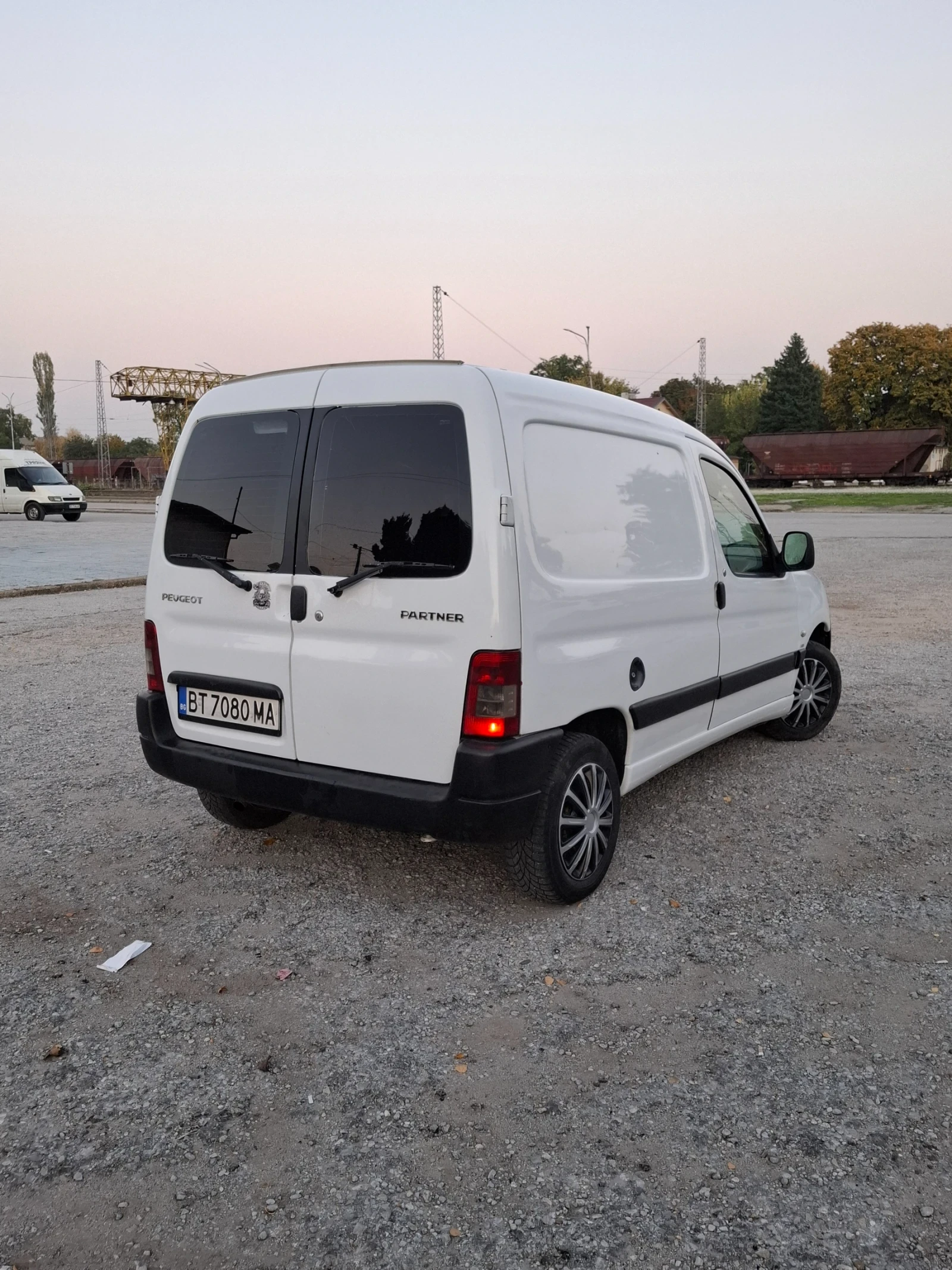 Peugeot Partner 1.6 HDI - изображение 5