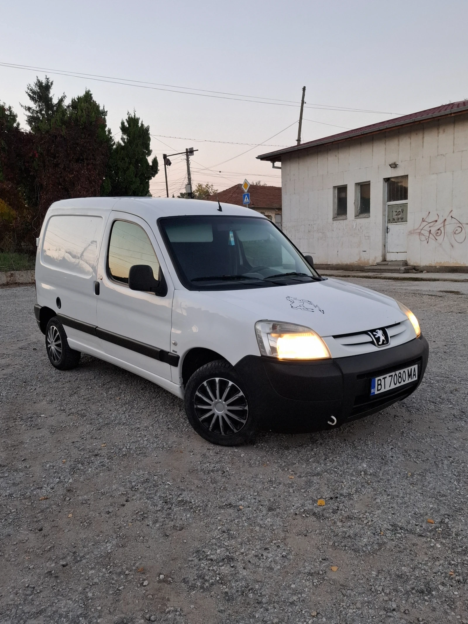 Peugeot Partner 1.6 HDI - изображение 3