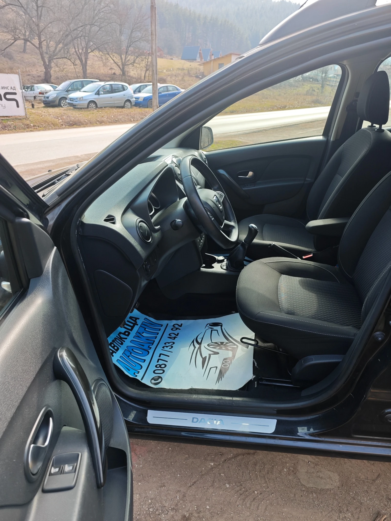 Dacia Logan 900 TURBO, снимка 9 - Автомобили и джипове - 53826282