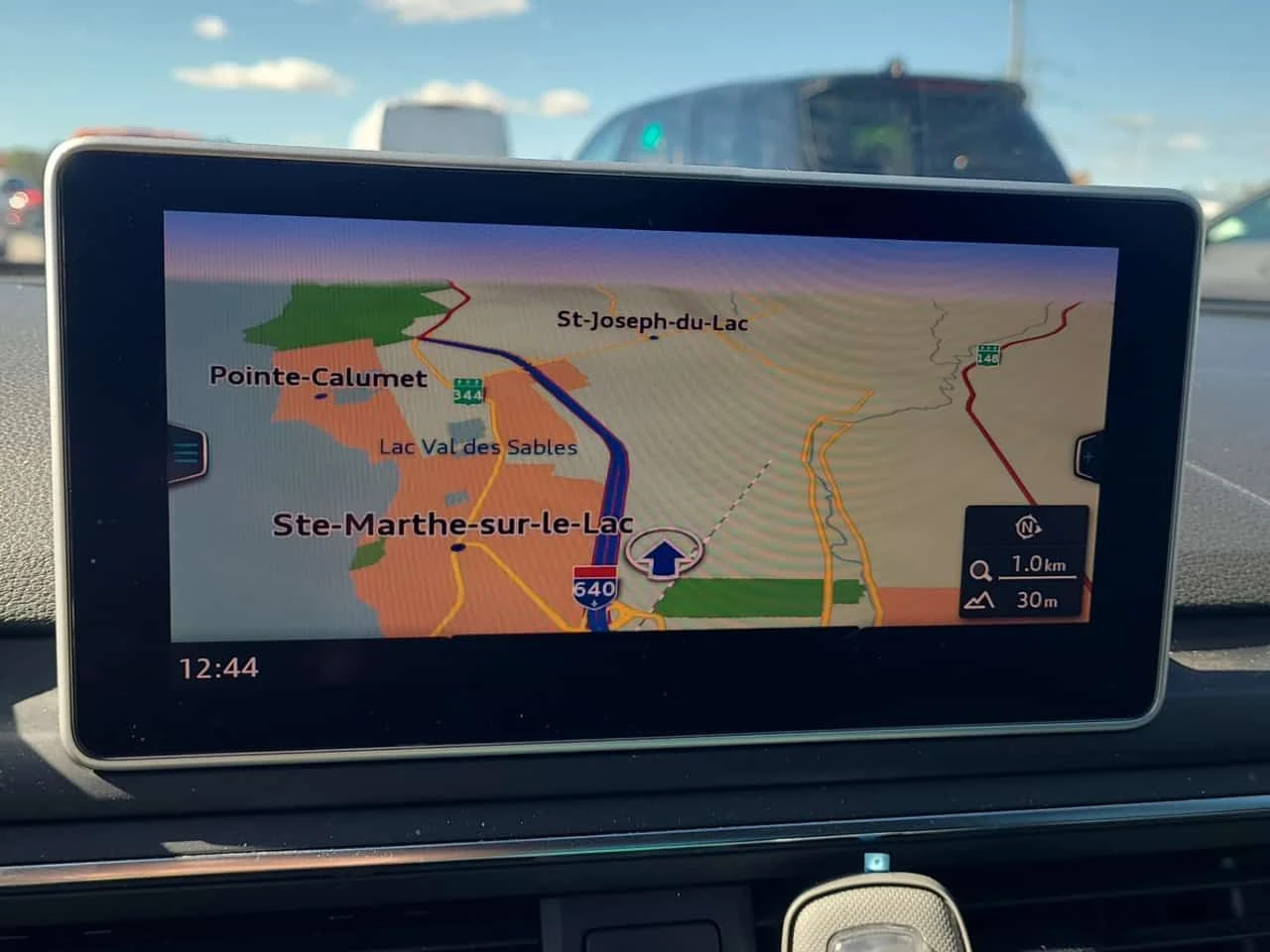 Audi A4 Progressiv/CARFAX/Шибидах/Памет/Подгрев/, снимка 10 - Автомобили и джипове - 54260530