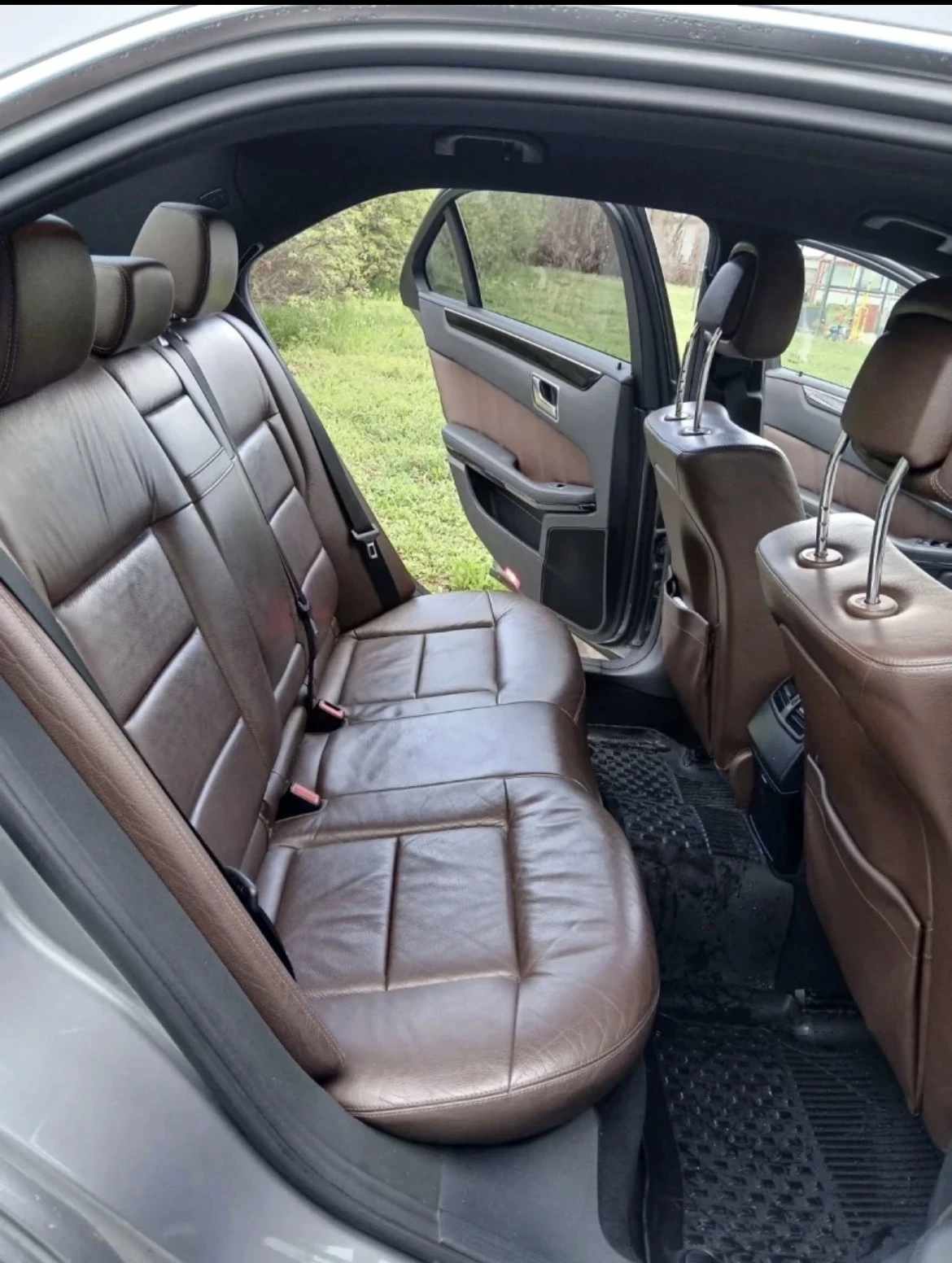 Mercedes-Benz E 350, снимка 11 - Автомобили и джипове - 54413849