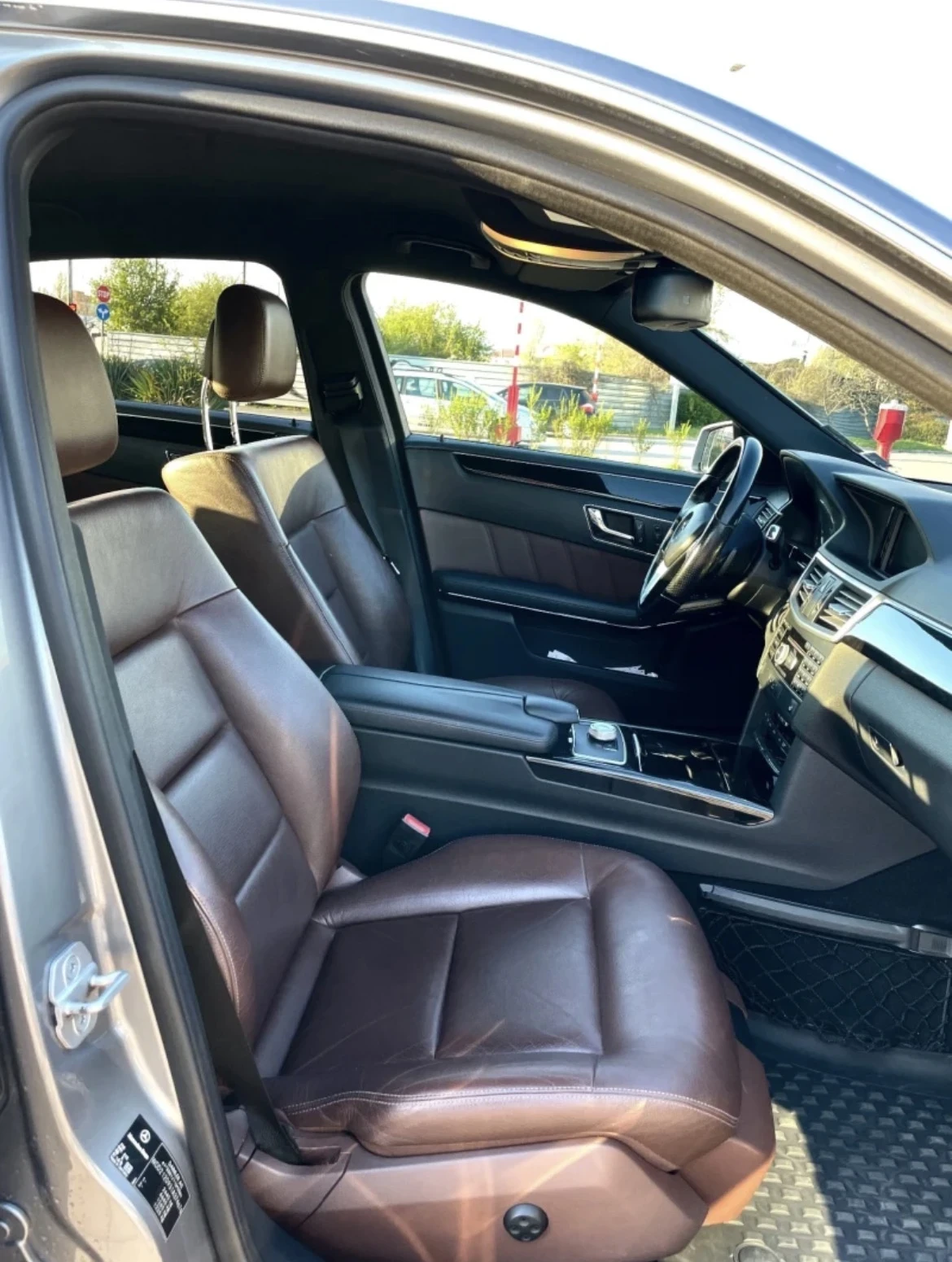 Mercedes-Benz E 350, снимка 10 - Автомобили и джипове - 54413849