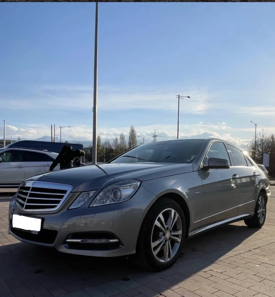 Mercedes-Benz E 350, снимка 2 - Автомобили и джипове - 54413849