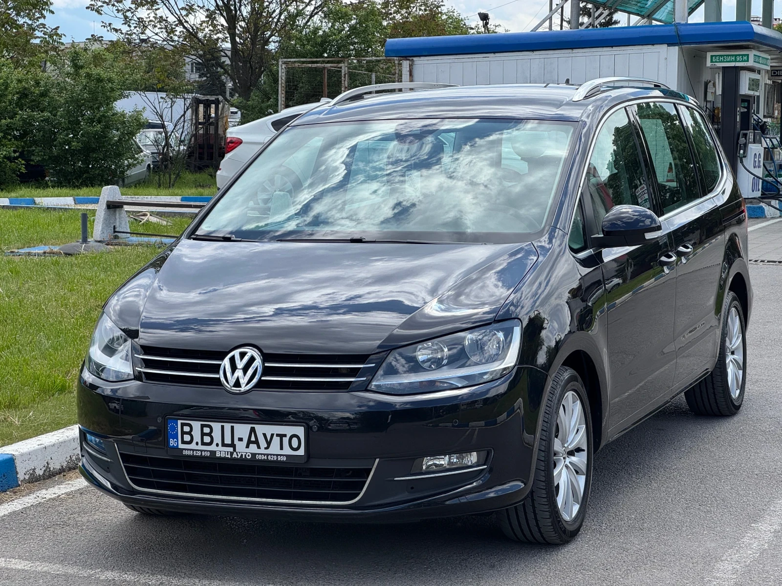 VW Sharan 2.0TDi 4x4 Навигация Кожен Салон