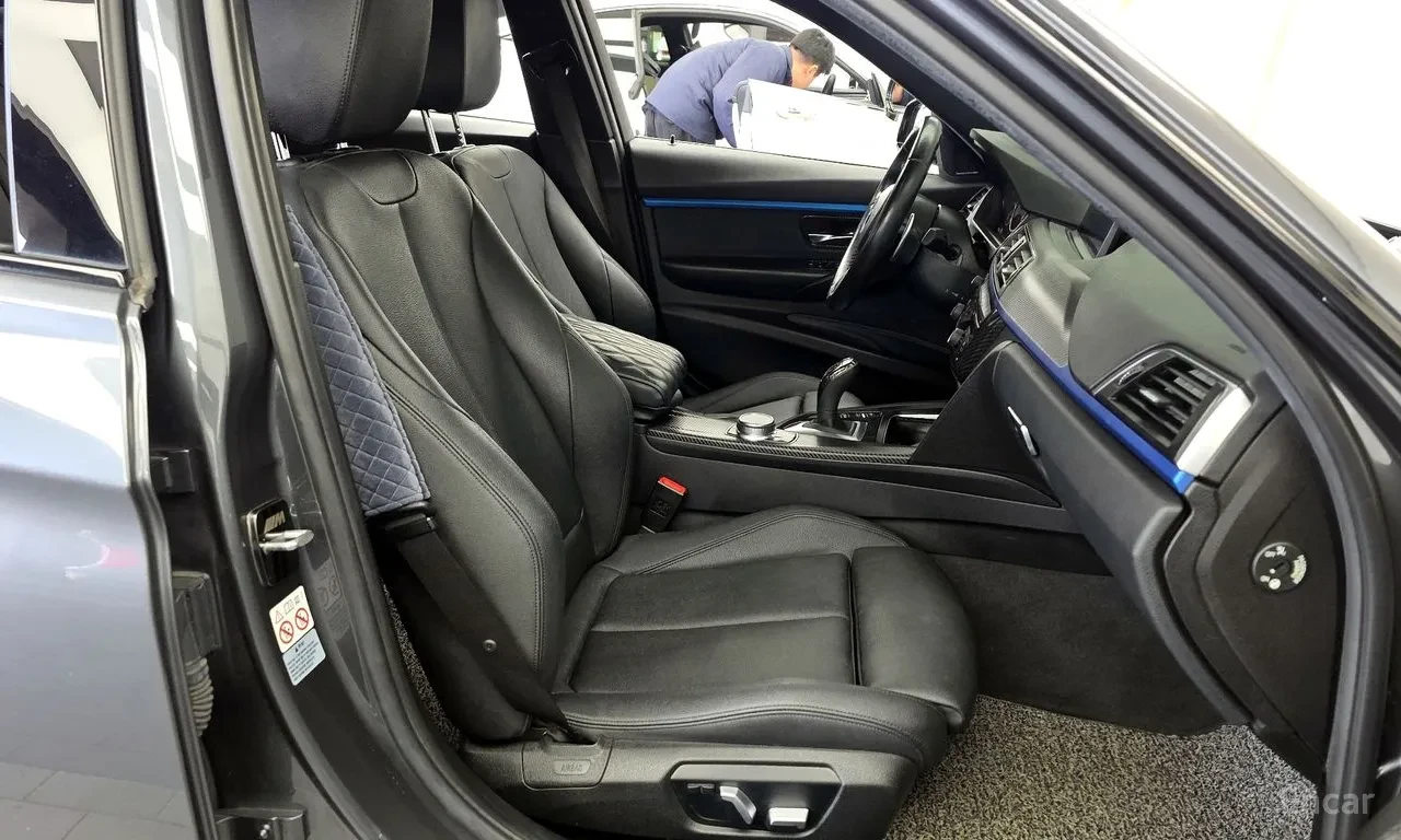 BMW 320 M Sport (F30) , снимка 11 - Автомобили и джипове - 54691730