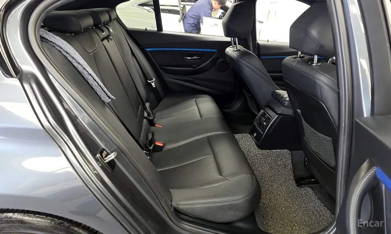 BMW 320 M Sport (F30) , снимка 12 - Автомобили и джипове - 54691730
