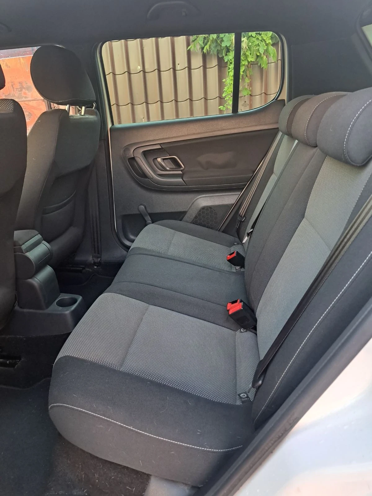 Skoda Fabia 1.2 Monte Karlo Sportlain, снимка 12 - Автомобили и джипове - 54753205