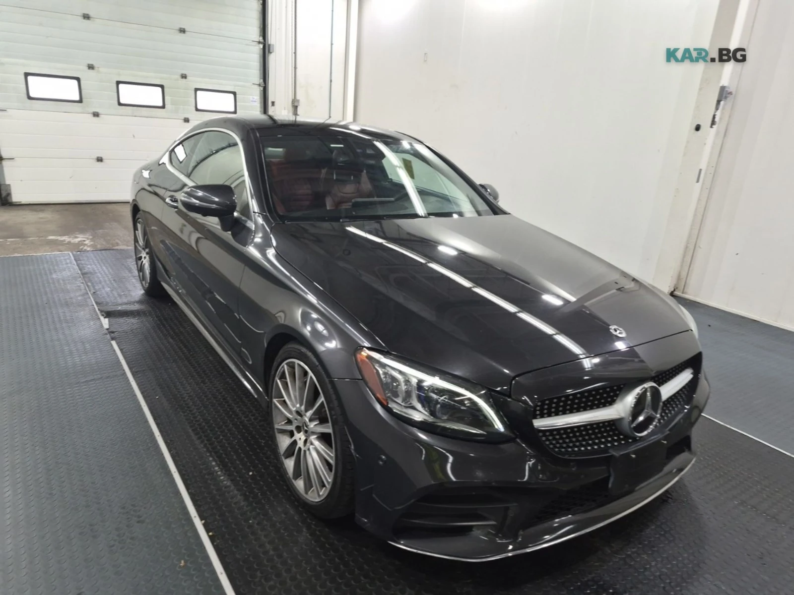 Mercedes-Benz C 300 4MATIC AMG Line Автокредит Цена до България, снимка 3 - Автомобили и джипове - 54942423