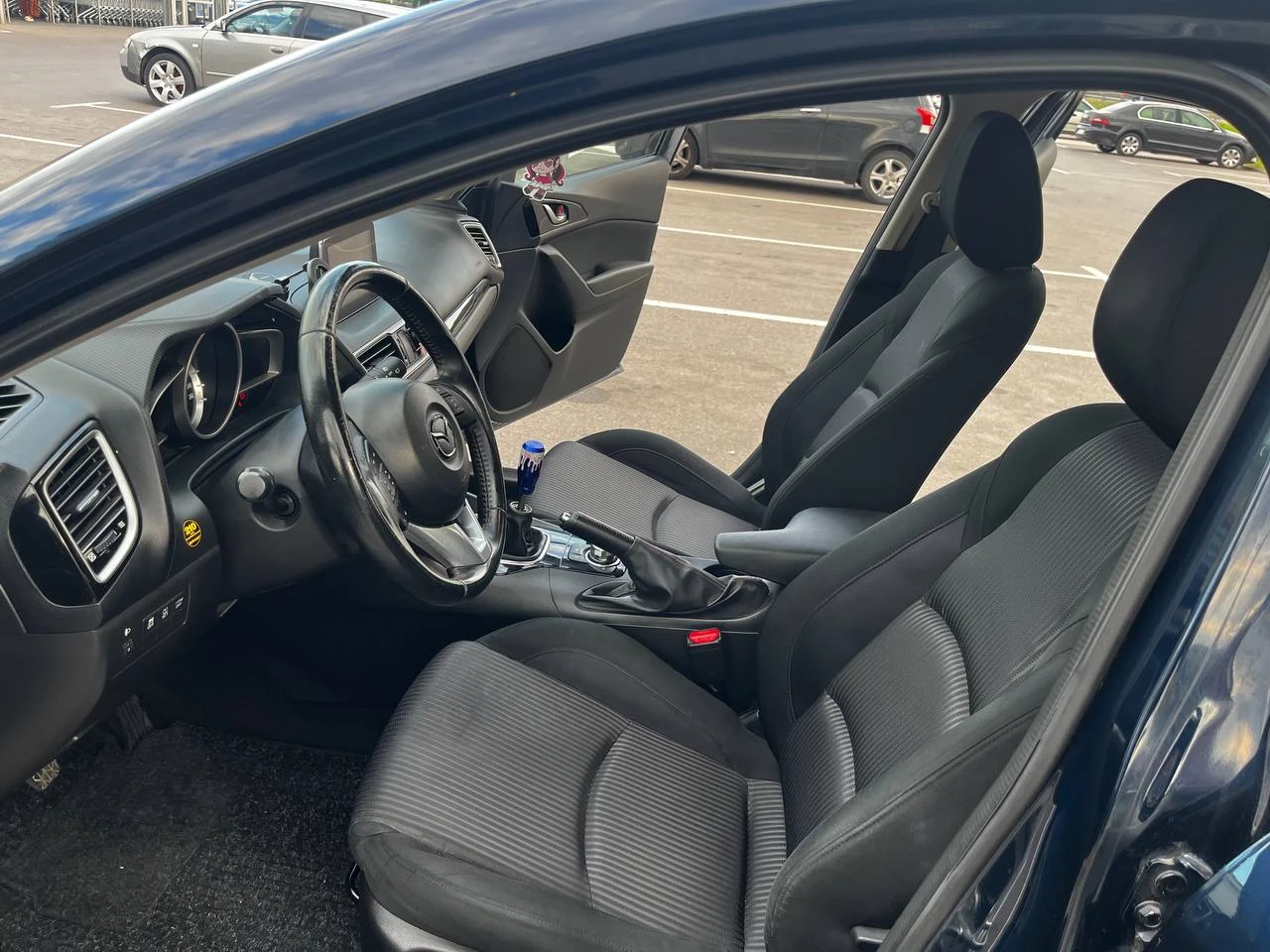 Mazda 3, снимка 10 - Автомобили и джипове - 55072378