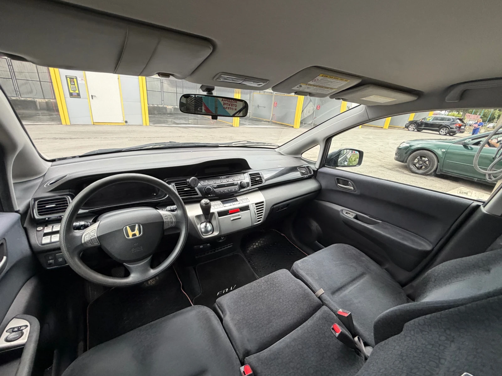 Honda Fr-v, снимка 11 - Автомобили и джипове - 55216186