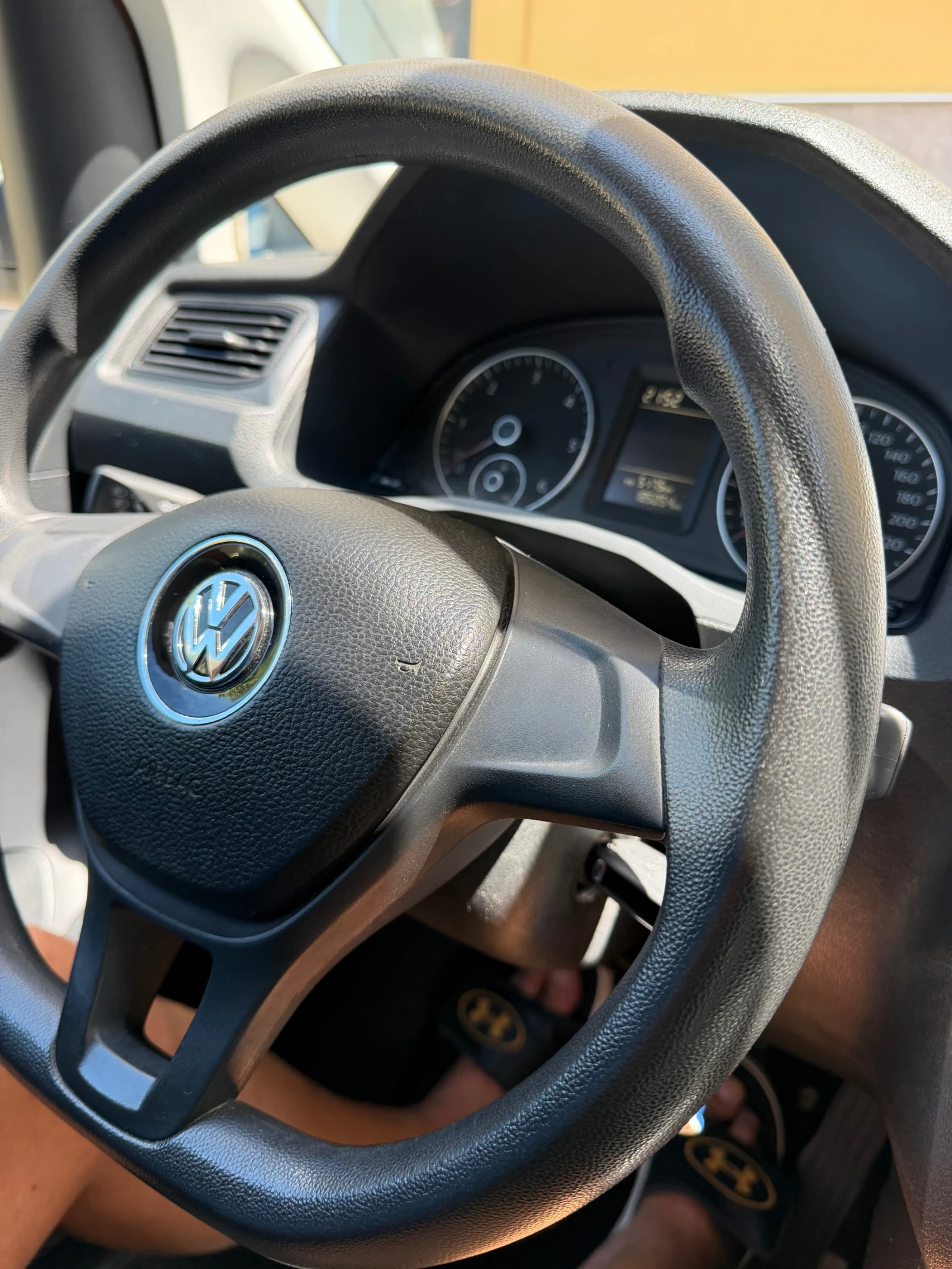 VW Caddy 2000TDI, снимка 16 - Автомобили и джипове - 55499659
