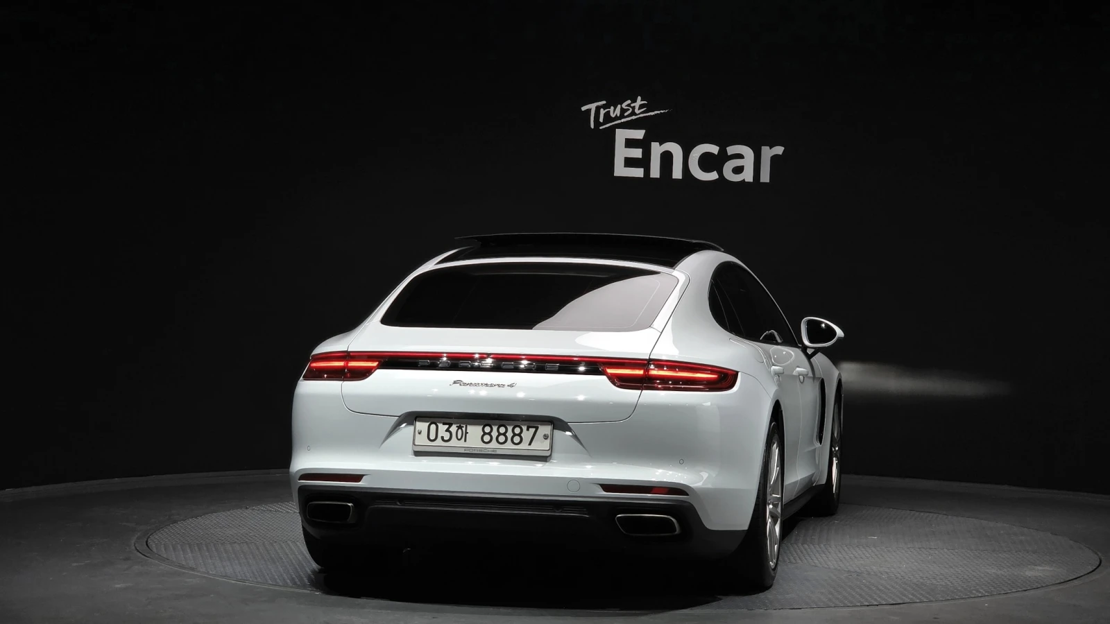 Porsche Panamera 3.0 AWD, снимка 4 - Автомобили и джипове - 55789942