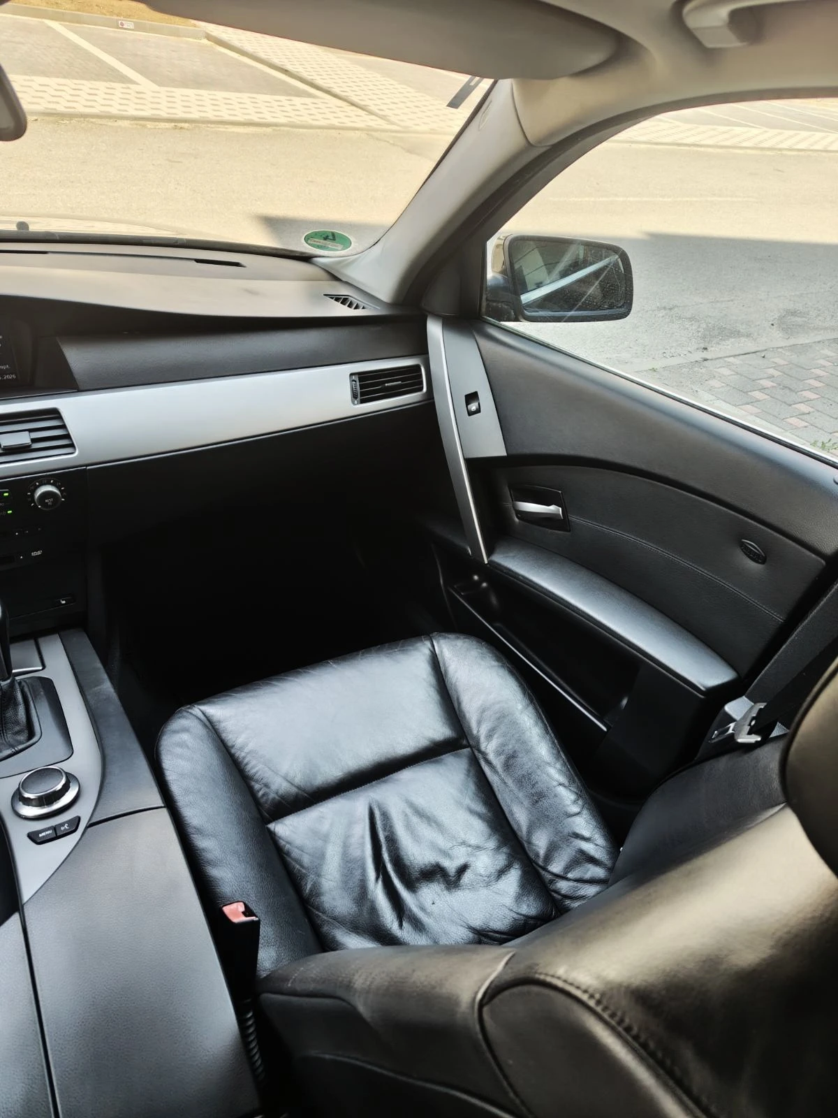 BMW 525 i-M54-АВТОМАТ, снимка 10 - Автомобили и джипове - 56309471