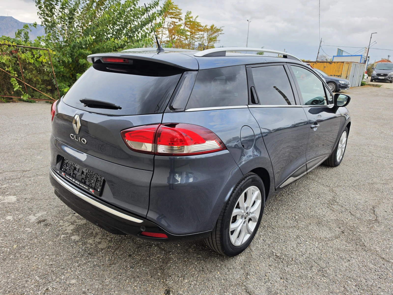 Renault Clio 1.5 DCI MOSCHINO, снимка 7 - Автомобили и джипове - 56659579