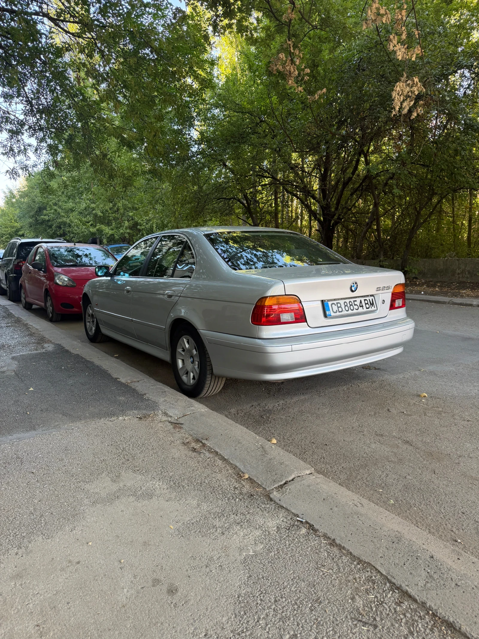 BMW 525, снимка 3 - Автомобили и джипове - 56740937