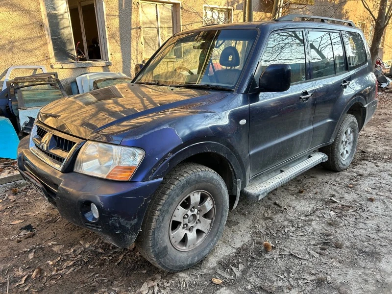 Mitsubishi Pajero 3.2 на части, снимка 1 - Автомобили и джипове - 39150845