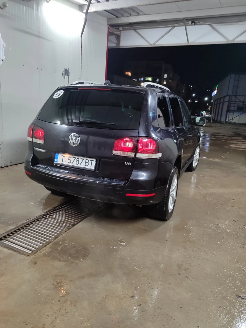 VW Touareg, снимка 2 - Автомобили и джипове - 47974624