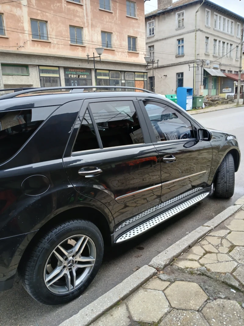 Mercedes-Benz ML 320 Ml 320, снимка 11 - Автомобили и джипове - 47988196