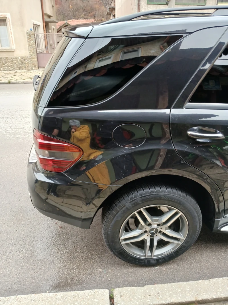 Mercedes-Benz ML 320 Ml 320, снимка 10 - Автомобили и джипове - 47988196