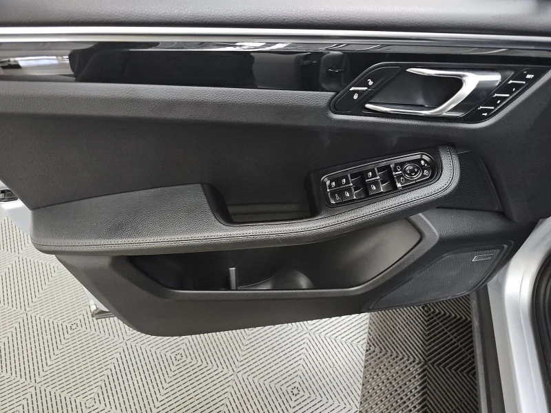 Porsche Macan S* PDK* ЕДИН* СОБСТВЕНИК* 360КАМЕРА* LANE* ASSIST*, снимка 7 - Автомобили и джипове - 52699672