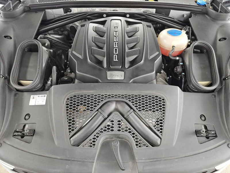 Porsche Macan S* PDK* ЕДИН* СОБСТВЕНИК* 360КАМЕРА* LANE* ASSIST*, снимка 17 - Автомобили и джипове - 52699672