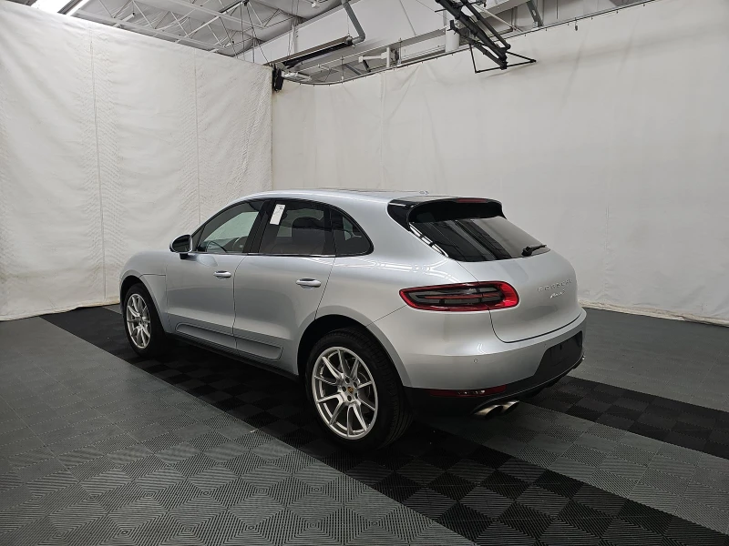 Porsche Macan S* PDK* ЕДИН* СОБСТВЕНИК* 360КАМЕРА* LANE* ASSIST*, снимка 4 - Автомобили и джипове - 52699672