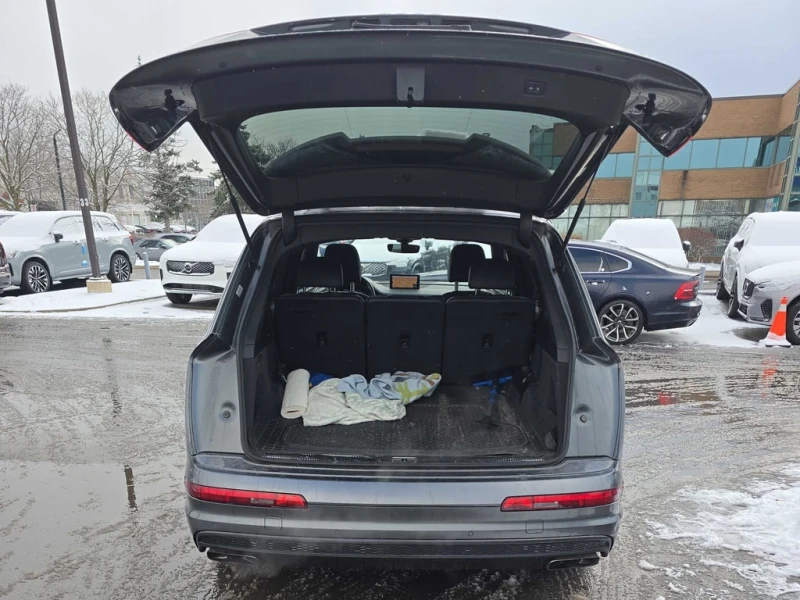 Audi Q7 * 3.0T Technik * CARFAX * БЕЗ ПЪРВОНАЧАЛНА ВНОСКА, снимка 11 - Автомобили и джипове - 52633486